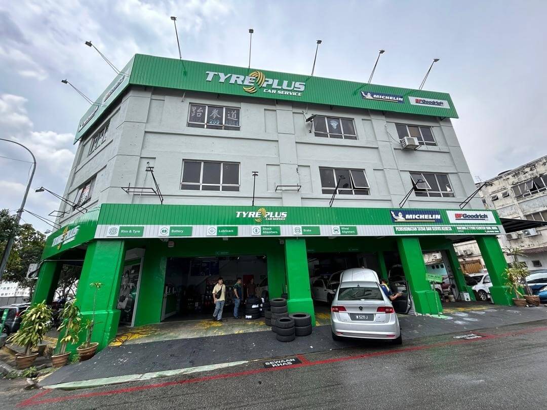 Tyre Shop in Seri Kembangan Tyreplus RacingZ Tyre Center